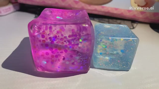SquishyCloud Glitter Cube